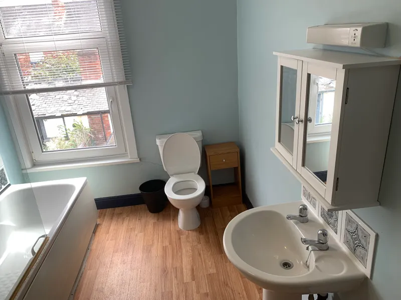 Affordable 3 Bedroom House // 2026/7 - Image 13